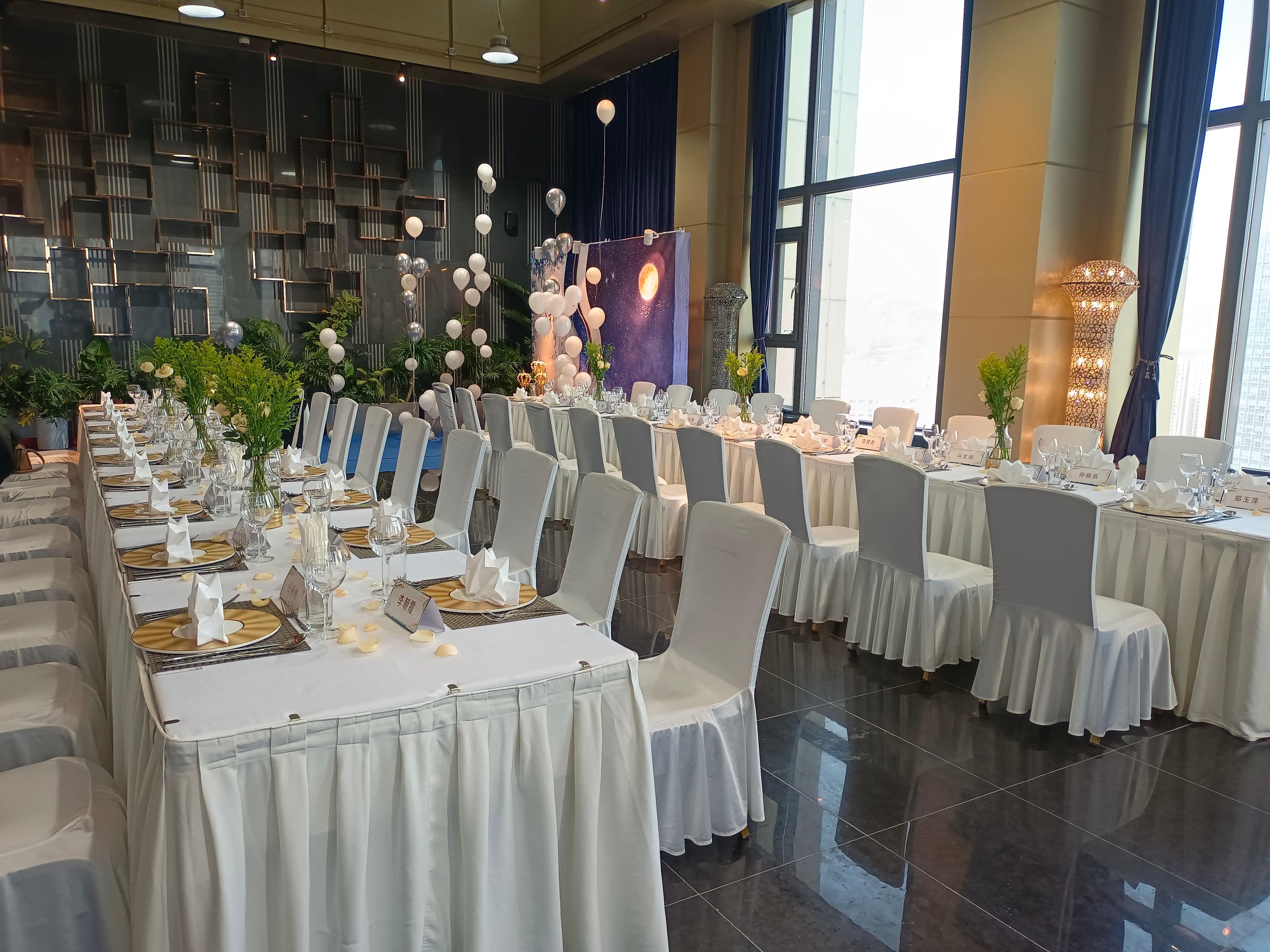 Crowne Plaza Hotel Lanzhou By Ihg ภายนอก รูปภาพ